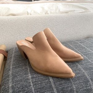 Sbicca Tan Mules